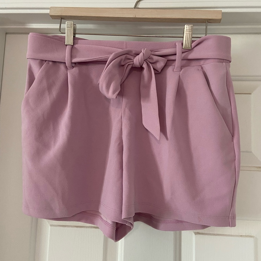 Loft tie waist shorts. Size M